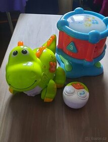 Hračky- dinosaurus a bubínek