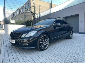 Mercedes E350cdi Coupe AMG Packet . Rv 2011. Top výbava.