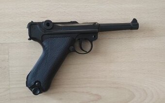 P 08 (parabela), airsoft , CO2