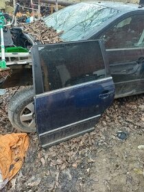 Levé zadní dveře Passat b 5.5 combi