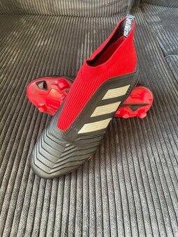 Adidas Predator 18+ - lehce nošené