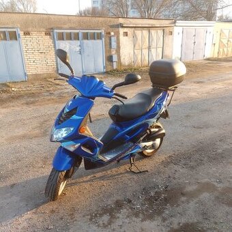 Skutr Peugeot Speedfight 2 100 cm3
