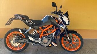 KTM DUKE 390 / ABS / 2x klíč / PĚKNÁ / doplňky/ po majitelce