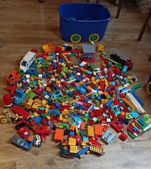Prodám velký mix LEGO DUPLO, cca 10 kg.