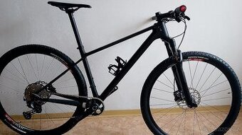 Prodám karbonového Canyon Exceed CF6 na +- 175cm