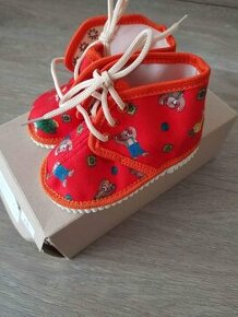 Nové dívčí bačkory Beda obuv stélka 12 a 13,5 cm,cena za ks