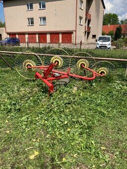 Paprskový 4 obraceč/shrnovač sena