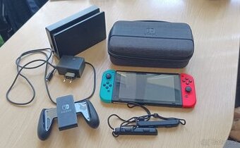 Nintendo Switch - 1