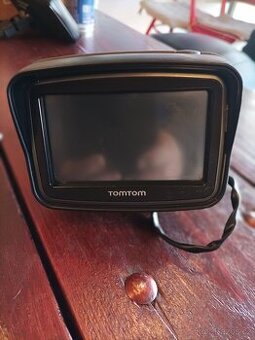 prodam navigaci TOMTOM