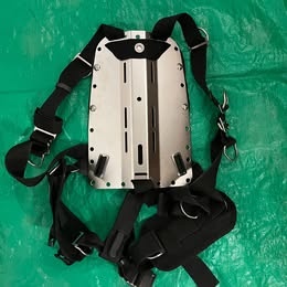 Křídlo a Backplate sopras tec
