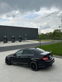 Mercedes benz w204 C 350 cdi amg