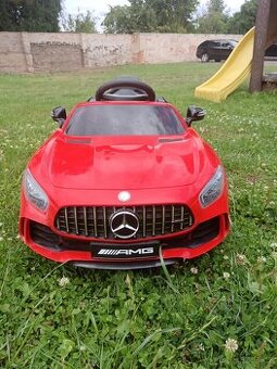 Mercedes AMG elektrické autíčko
