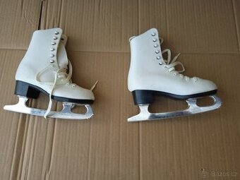 Brusle dívčí dětské -stélka 17,5 cm