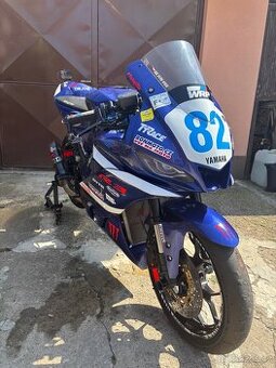 Yamaha R3