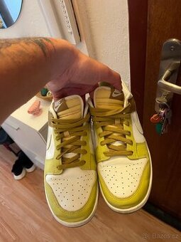 Nike Dunk Retro