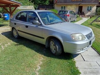 Nabízím Hyundai accent 1,3 benzín ročník 2005
