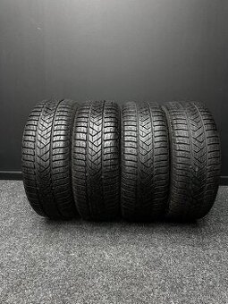 Sada pneu Pirelli 215/55/17 94H
