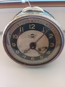 STAROŽITNÝ RUSKÝ BUDÍK