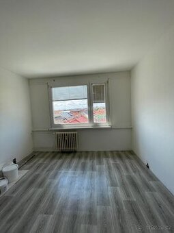 Pronájem bytu 1+kk, Chomutov centrum