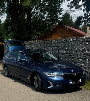 Prodám BMW 530d xDrive Touring ,Laser light,210kW, modrá