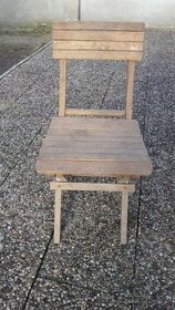 Staré,dřevěné,rozkládací židle + klepačka na kosu