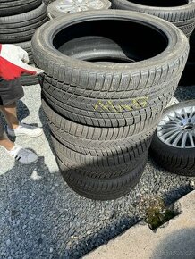 Zimni pneu 2x 275/35 r20 a 2x 245/40 r20 Pirelli