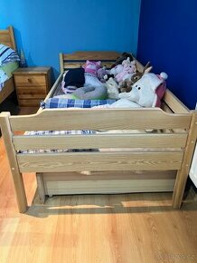 dřevěná postel 198x87x34 s matraci 8cm