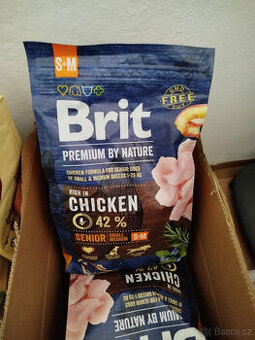 Granule pro pejsky Zn. BRIT Premium by nature senior S+M Chi