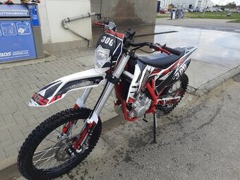 Enduro 300