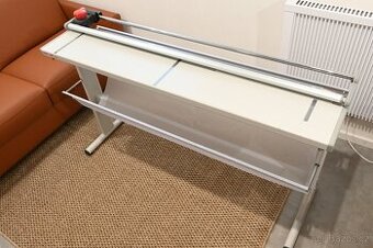 Řezačka papíru s podstavcem, 130cm