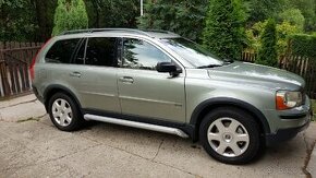 Volvo XC90 V8