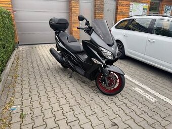 Suzuki Burgman AN 400 - nový model - 1