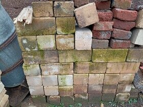 Šamotové cihly 4 druhy,roury 180 (v Jevíčko)