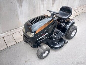 Prodám zahradní traktor MTD 15.5hp