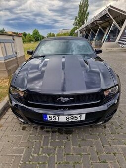 Ford mustang 3.7 convertible