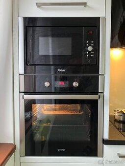 Vestavná elektrická trouba GORENJE BO 7443 AX