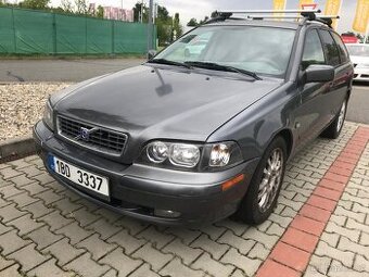 Volvo V40 1.9DI 85kW 2002