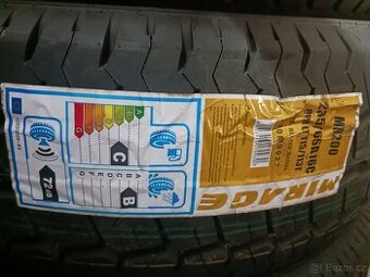 235/65R16c