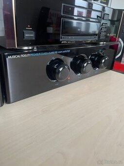 Musical Fidelity A 1000 Pegasus Třida A