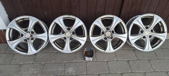 ALU disky 15x6½ J 4ks