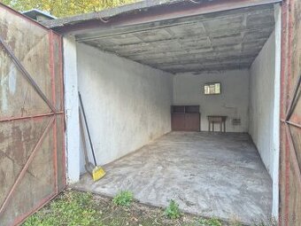 Pronajmu garáž v Pardubicích - Popkovice