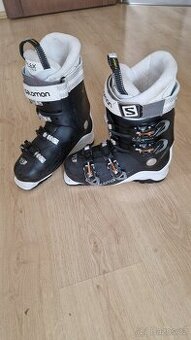 Lyžařské boty Salomon vel. 26