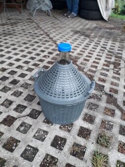 DEMIŽONY-OBJEM 10 LITRŮ-NOVÉ-NEPOUŽITÉ