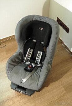 autosedačka Britax Römer Safefix 9-18 kg