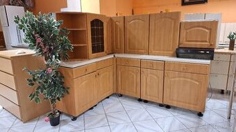 Kuchyňská rohová linka