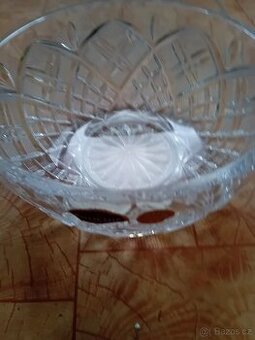 Broušená míša po mamince.Brousena misa po mamince