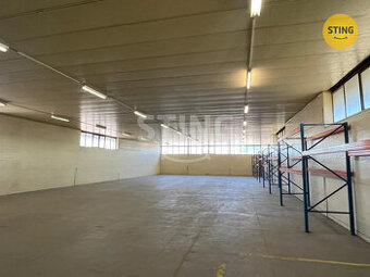 Pronájem haly s rampou a kanceláří.  , 133432