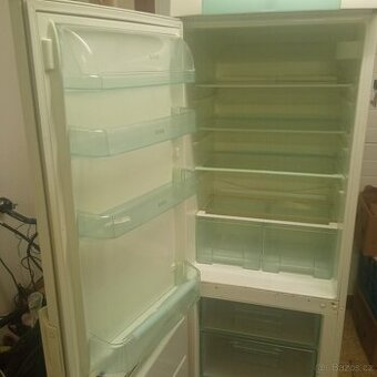 Daruji zdarma lednici