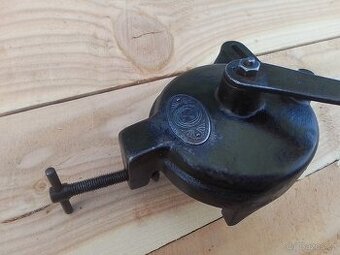 Stará Ruční Bruska Zbrojovka