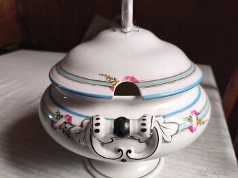 Stará porcelánová polévková mísa